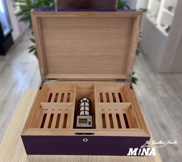 Humidor Villa Spa fialový